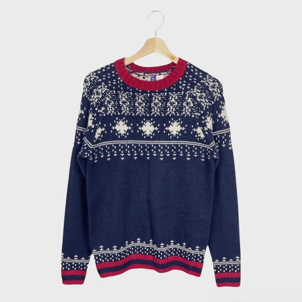 Divided Winter Solstice Sweater by H&M